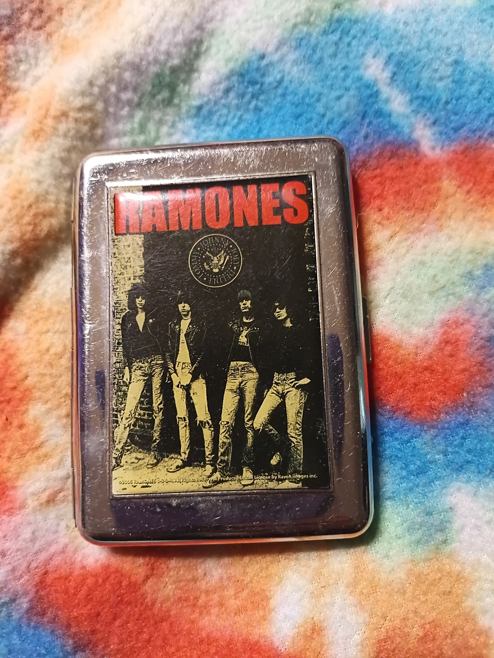 Ramones Logo Metal Case - Black & Red Graphic